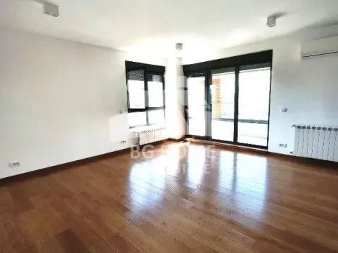 Izdavanje, četvorosoban stan, 100m², Vračar Hram, Vračar Sve Podlokacije - image 4