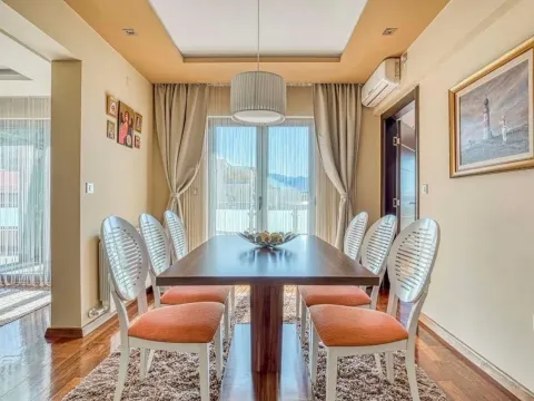 Prodaja, četvorosoban stan, 188m², Budva, Crna Gora - image 3