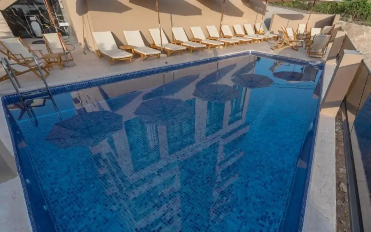 Rent, one bedroom apartment, 35m², Dobra Voda, Budva