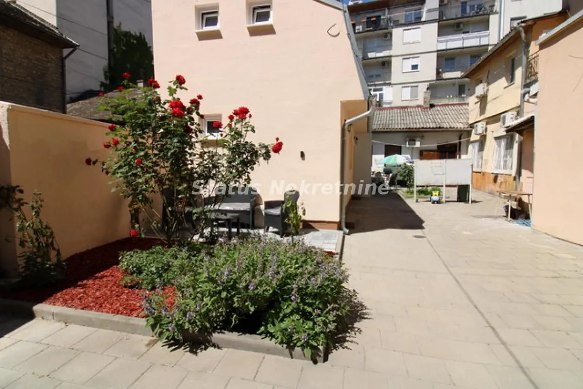 Prodaja, garsonjera, 24m², Centar, Novi Sad