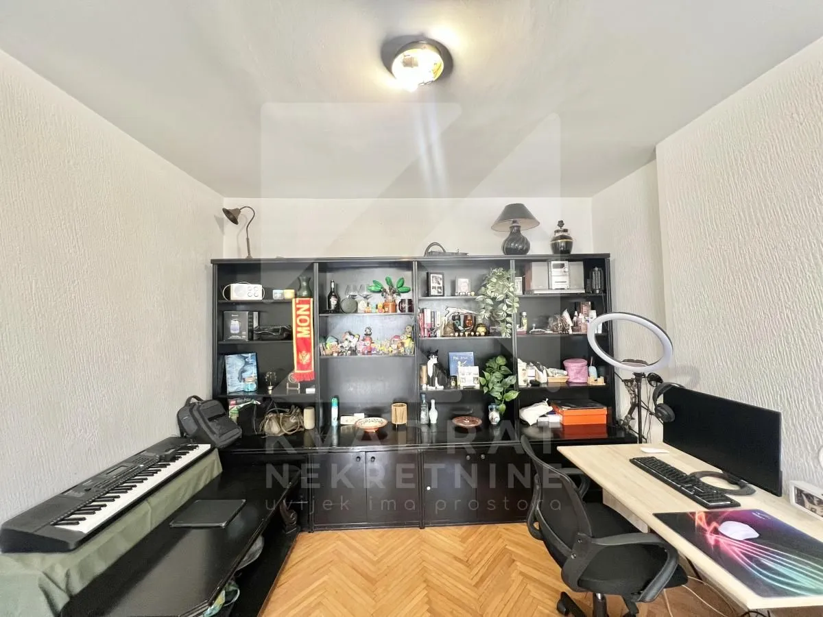 Prodaja, dvosoban stan, 91m², Malo Brdo, Podgorica