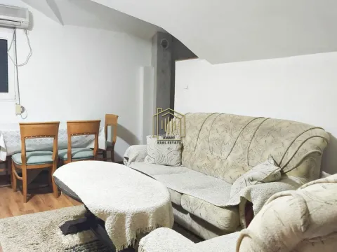 Izdavanje, dvosoban stan, 60m², Zagorič, Podgorica - image 1