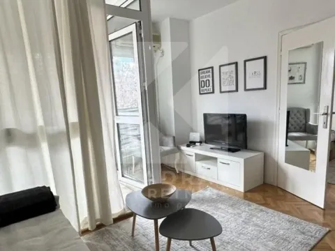Rent, one bedroom apartment, 37m², City Kvart, Podgorica - image 1