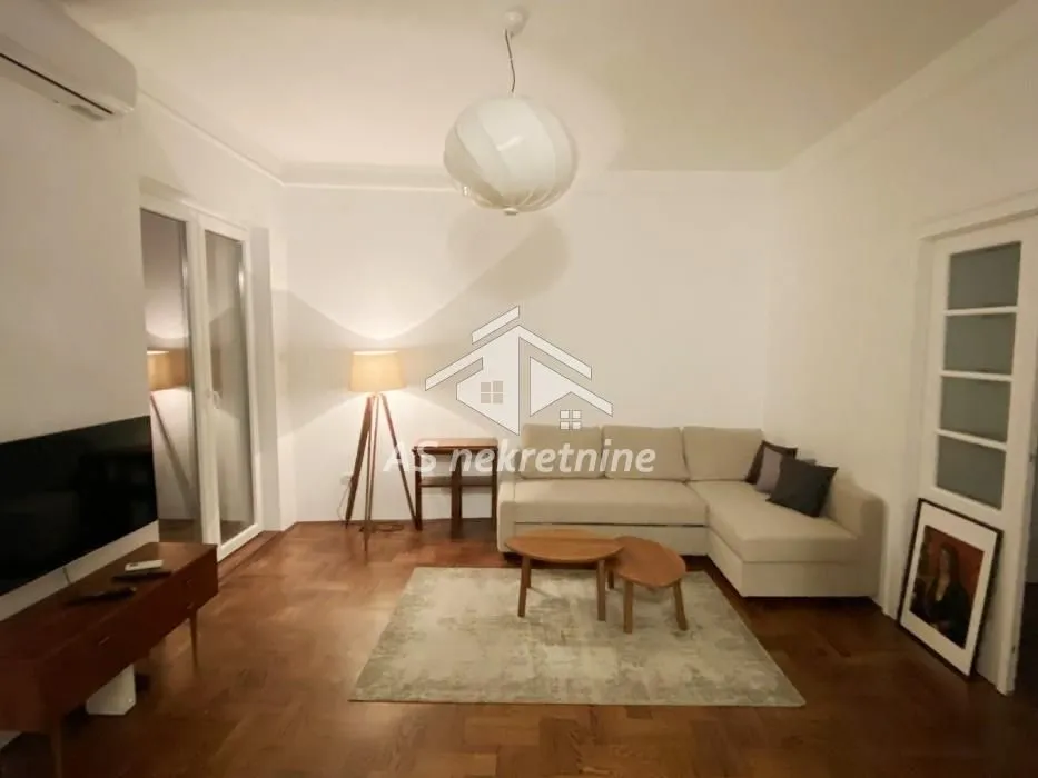 Izdavanje, dvosoban stan, 63m², Vračar Hram, Vračar Sve Podlokacije