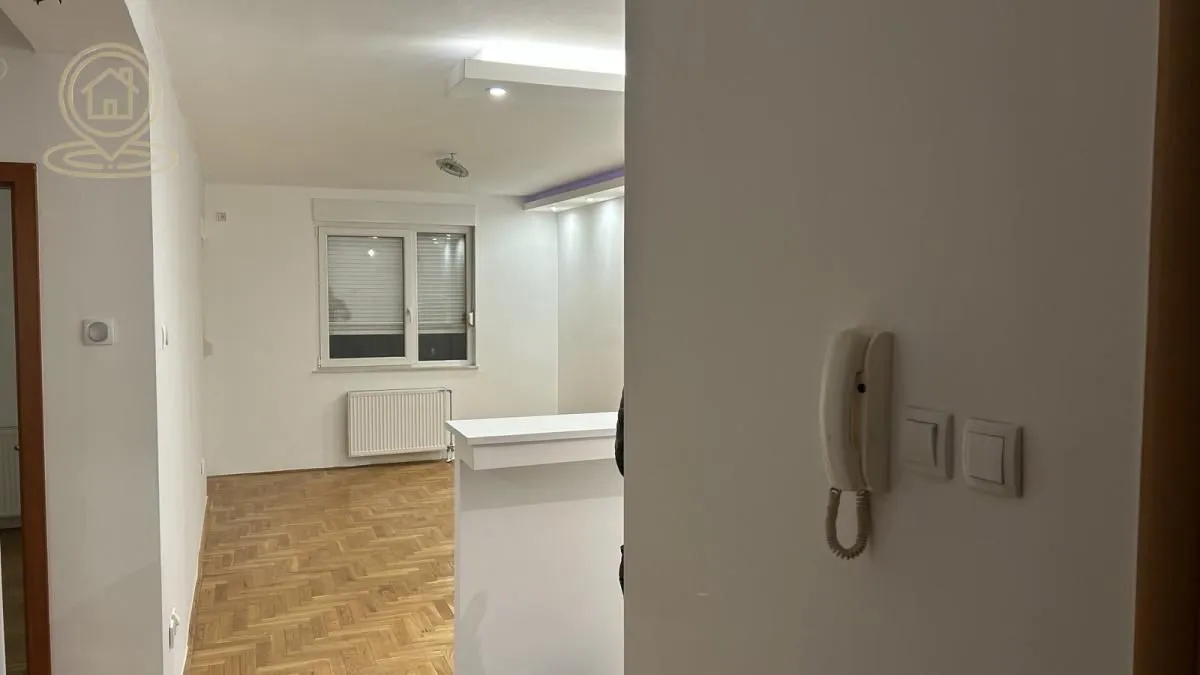 Prodaja, dvosoban stan, 54m², Detelinara, Novi Sad Sve Podlokacije