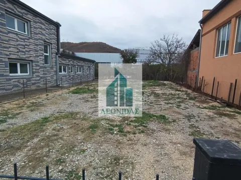 Izdavanje, plac, 300m², Niš, Srbija - image 3