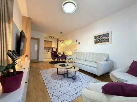 Izdavanje, jednosoban stan, 50m², City Kvart, Podgorica - image 3