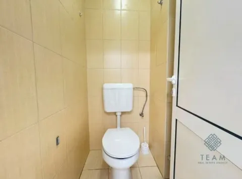 Rent, office space, 25m², Stari Aerodrom, Podgorica - image 5