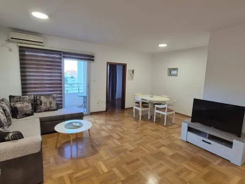 Stan in Bečići