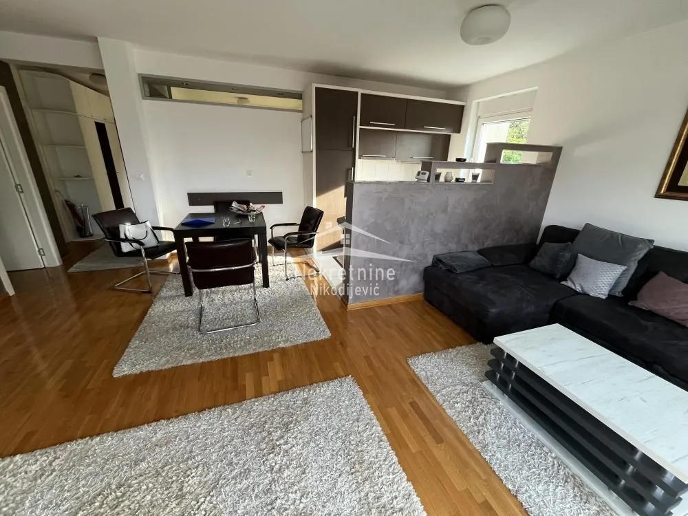 Prodaja, četvorosoban stan, 76m², Banovo Brdo, Beograd