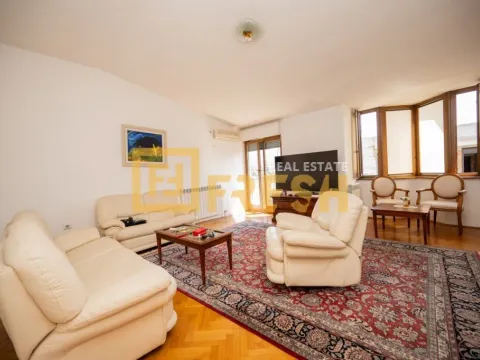 Izdavanje, trosoban stan, 140m², Gorica C, Podgorica - image 4