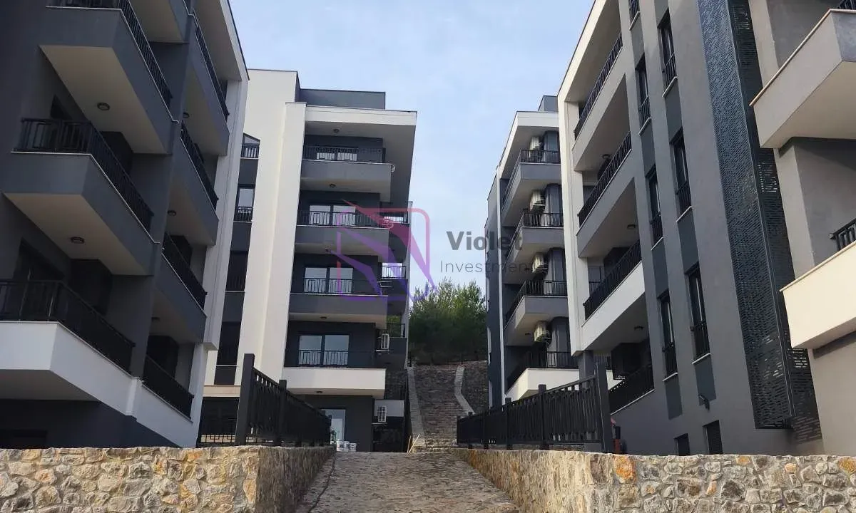 Sale, one bedroom apartment, 52m², Gorica C, Podgorica