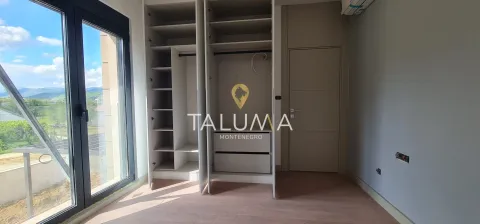 Prodaja, kuća, 192m², Grlić, Danilovgrad - image 10