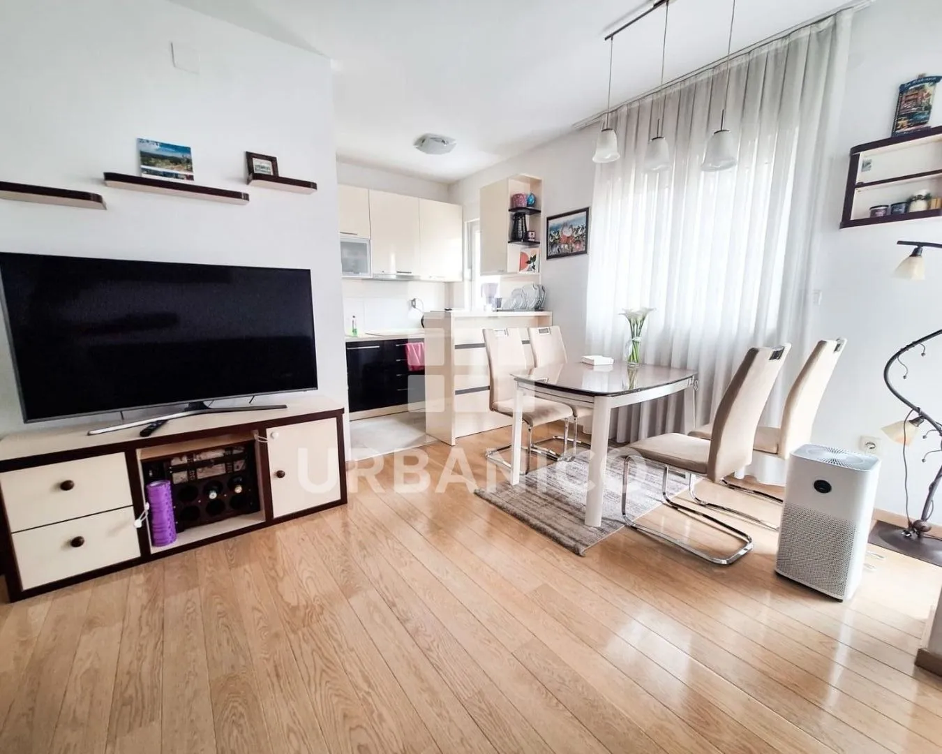Izdavanje, dvosoban stan, 72m², City Kvart, Podgorica