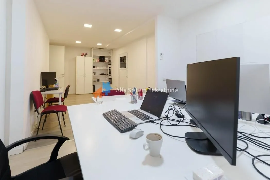 Rent, office space, 137m², Novi Beograd Sve Podlokacije, Beograd