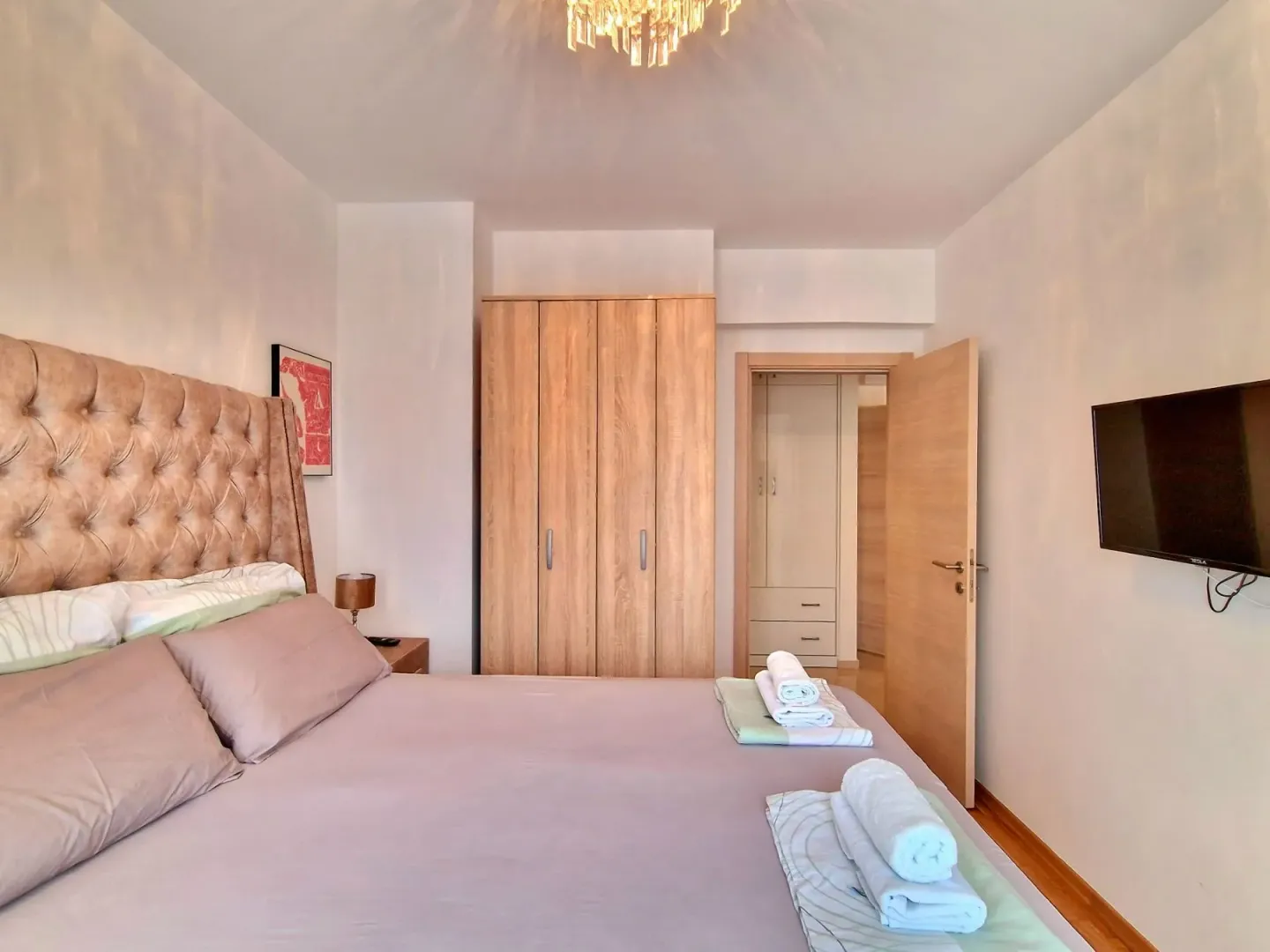 Izdavanje, jednosoban stan, 46m², Bečići, Budva