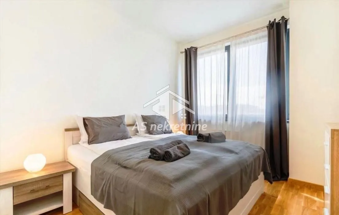 Rent, three bedroom apartment, 86m², Savski Venac, Beograd