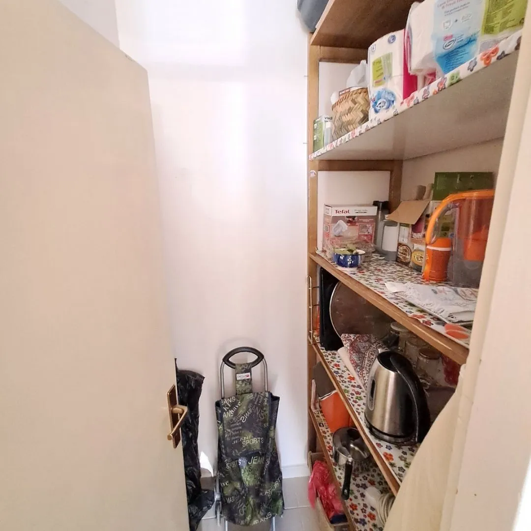 Prodaja, dvosoban stan, 65m², Gintaš, Podgorica