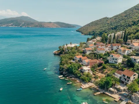 Sale, land lot, 832m², Herceg Novi, Crna Gora - image 8