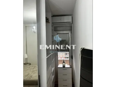 Izdavanje, dvosoban stan, 55m², Vračar Sve Podlokacije, Beograd - image 11