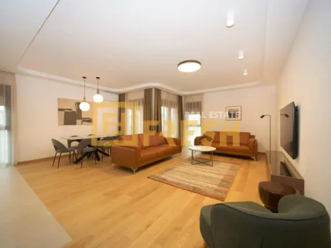 Izdavanje, trosoban stan, 104m², City Kvart, Podgorica - image 5