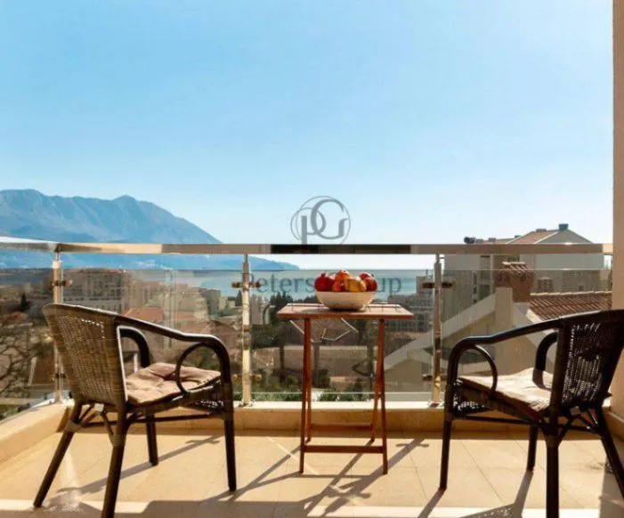 Prodaja, dvosoban stan, 69m², Boreti, Budva