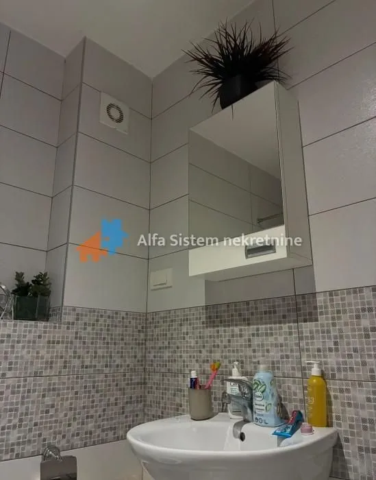 Izdavanje, stan, 41m², Lekino Brdo, Voždovac Sve Podlokacije