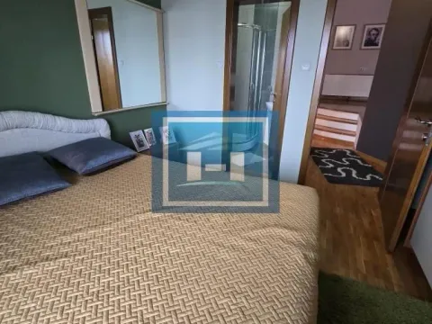 Sale, house, 370m², Vranje, Srbija - image 21