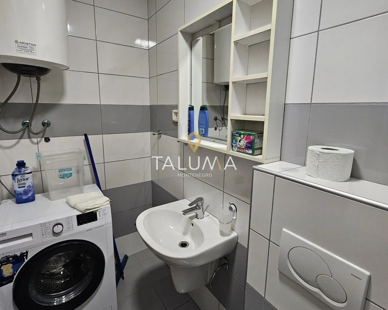 Izdavanje, dvosoban stan, 75m², City Kvart, Podgorica