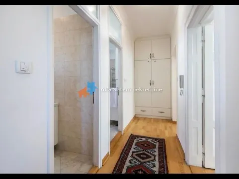 Izdavanje, trosoban stan, 100m², Stari Grad, Beograd - image 7