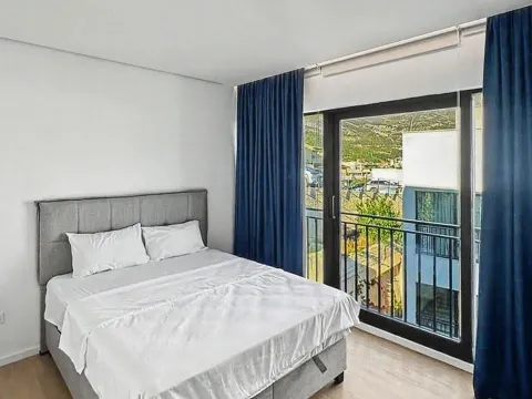 Sale, three bedroom apartment, 264m², Budva, Crna Gora - image 10
