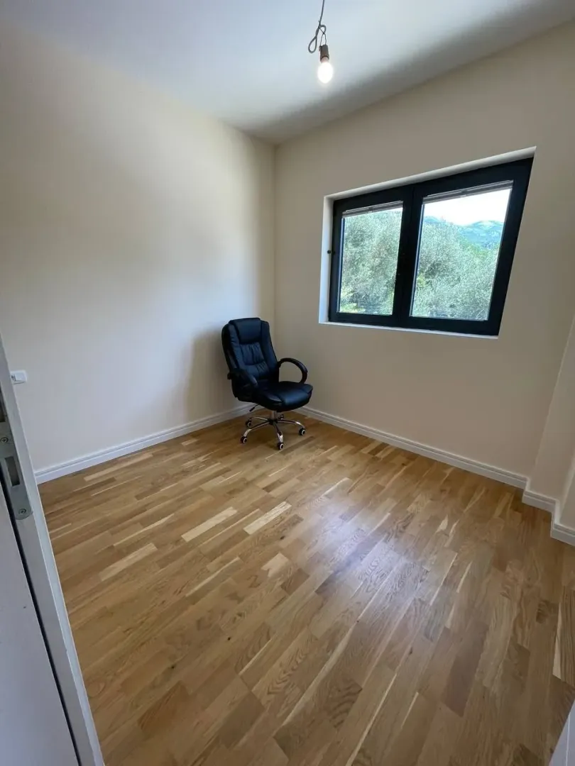 Sale, two bedroom apartment, 55m², Bečići, Budva