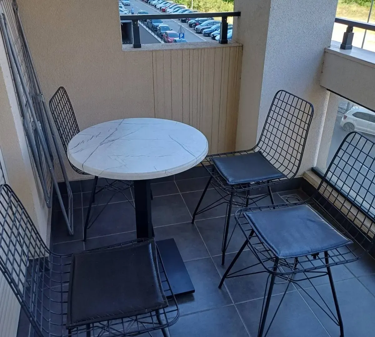 Izdavanje, dvosoban stan, 70m², Master Kvart, Podgorica