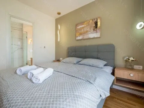 Sale, house, 250m², Mrčevac, Tivat - image 4