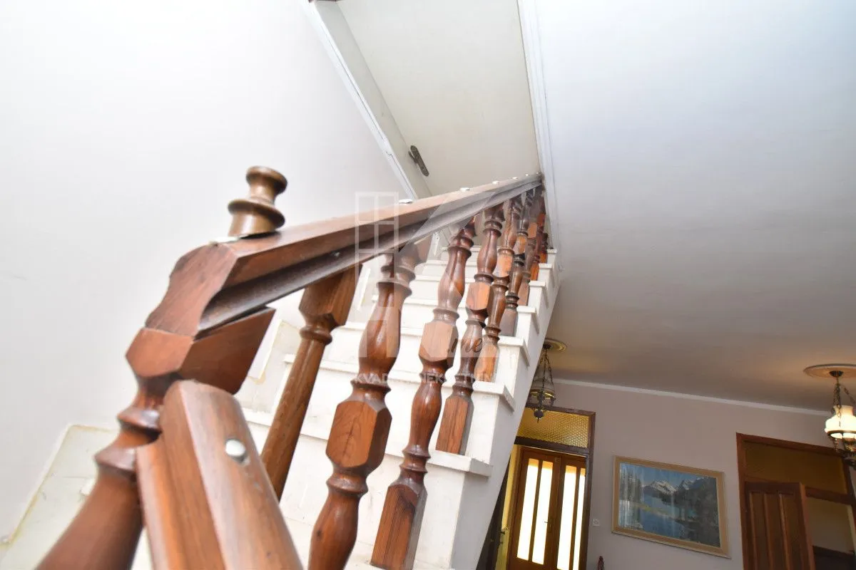 Sale, house, 240m², Dahna, Podgorica