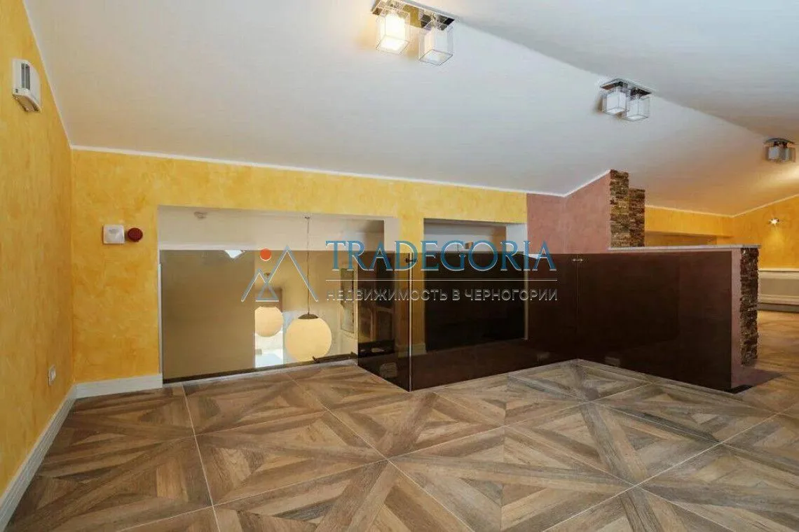 Prodaja, trosoban stan, 350m², Rafailovići, Budva