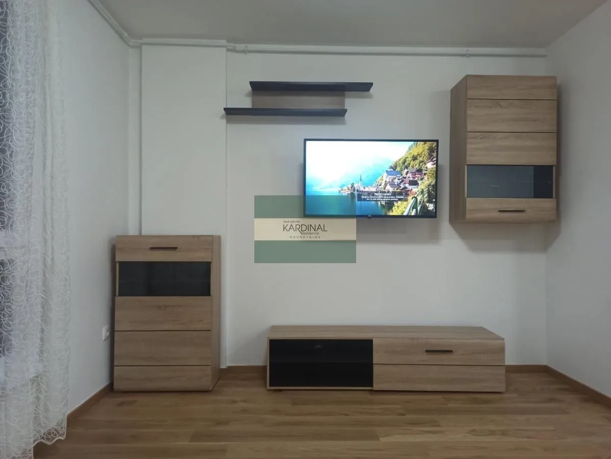 Izdavanje, dvosoban stan, 64m², Erdoglija, Kragujevac