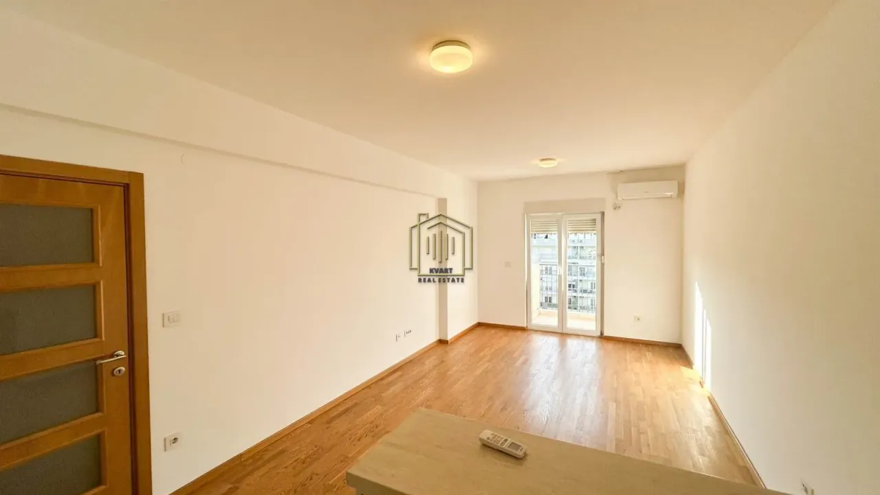 Rent, two bedroom apartment, 65m², Stari Aerodrom, Podgorica