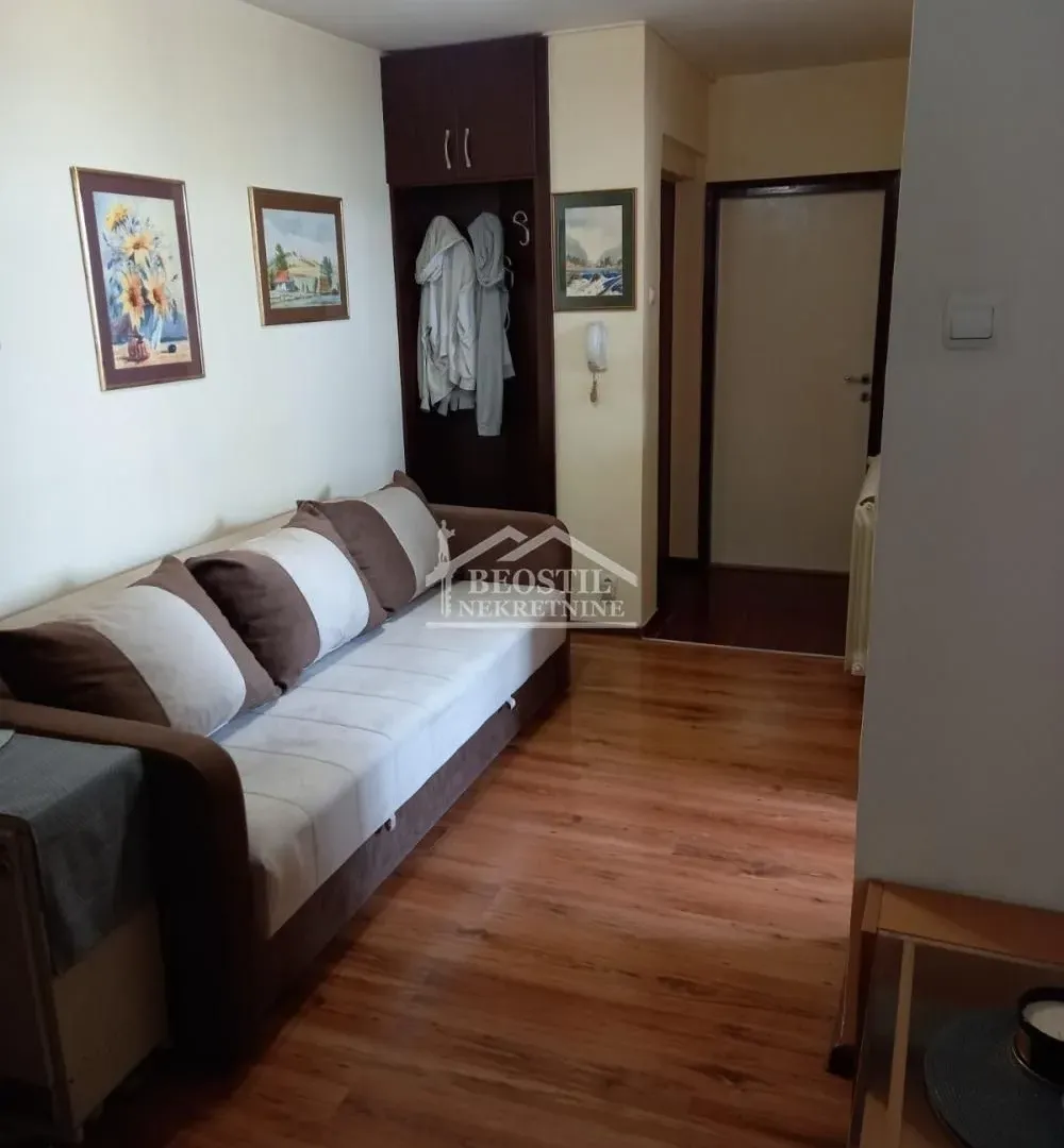 Prodaja, dvosoban stan, 52m², Zemun Sve Podlokacije, Beograd