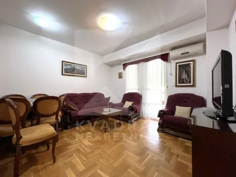 Rent, two bedroom apartment, 60m², Blok 9, Podgorica - image 2
