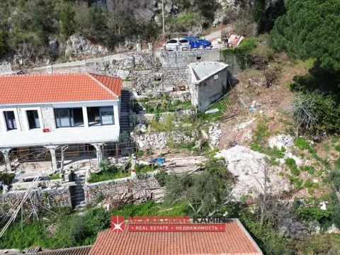 Sale, house, 210m², Markovići, Budva - image 11