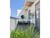 Izdavanje, trosoban stan, 205m², Novi Beograd Blok 65, Novi Beograd Sve Podlokacije - image 5