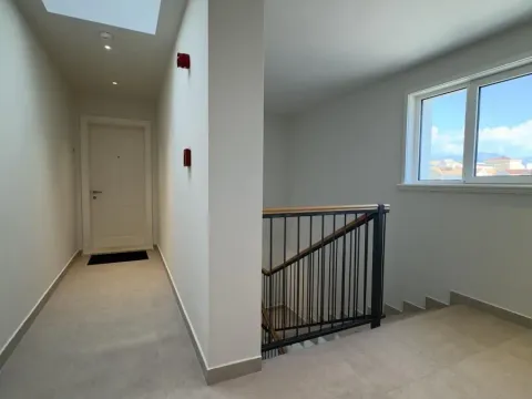 Sale, two bedroom apartment, 98m², Luštica Bay, Tivat - image 32