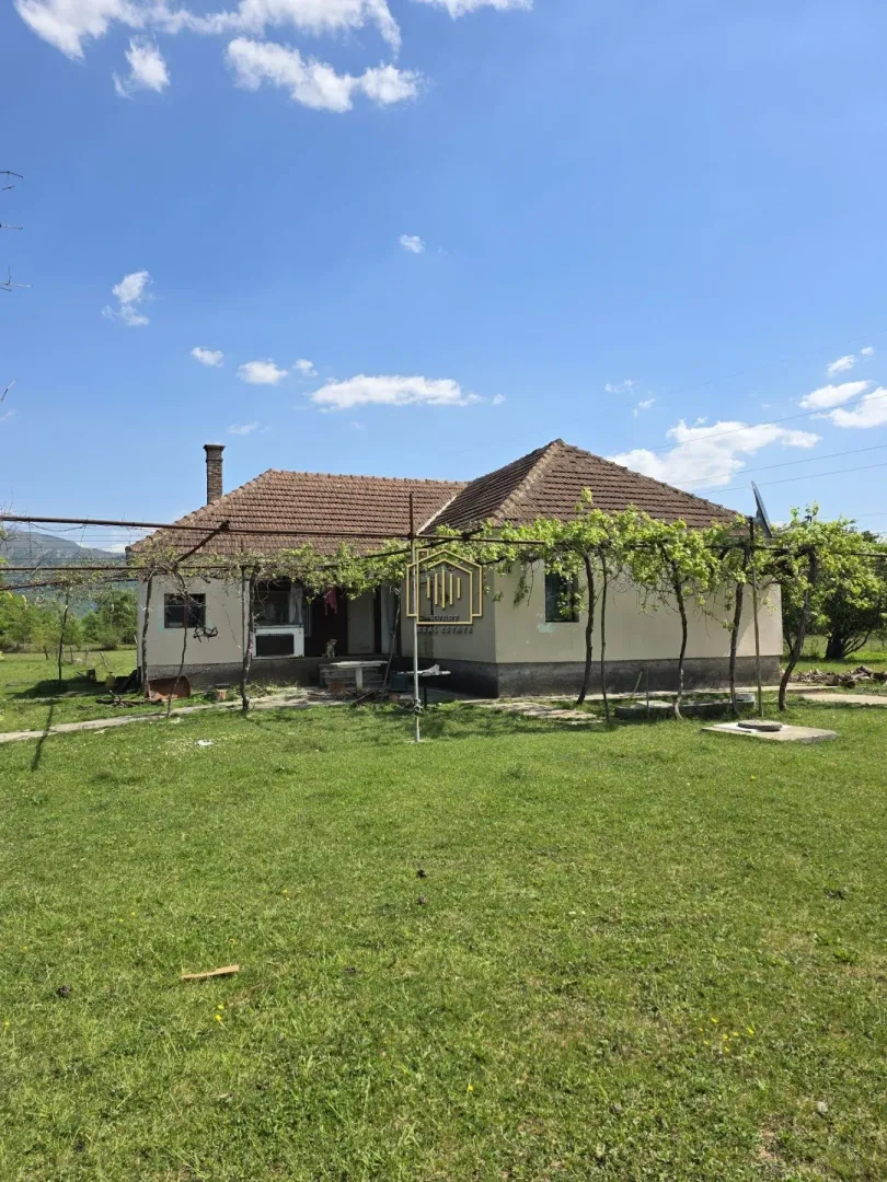 Prodaja, kuća, 145m², Spuž, Danilovgrad