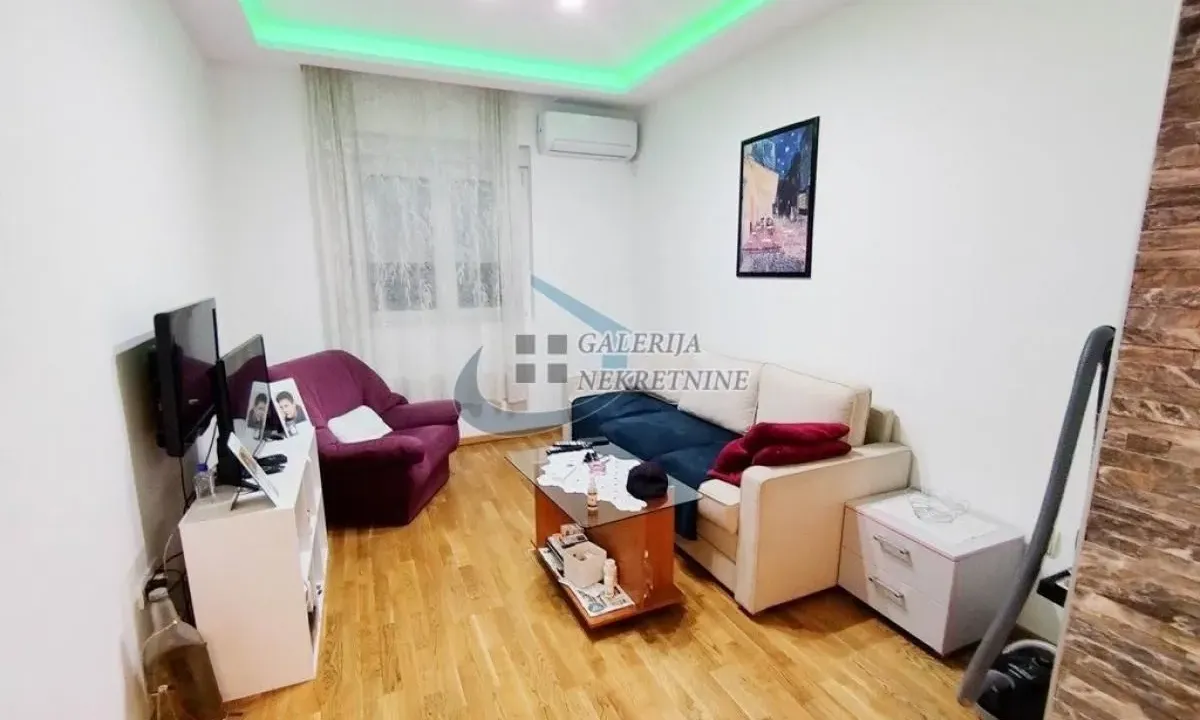 Prodaja, trosoban stan, 56m², Rakovica, Beograd