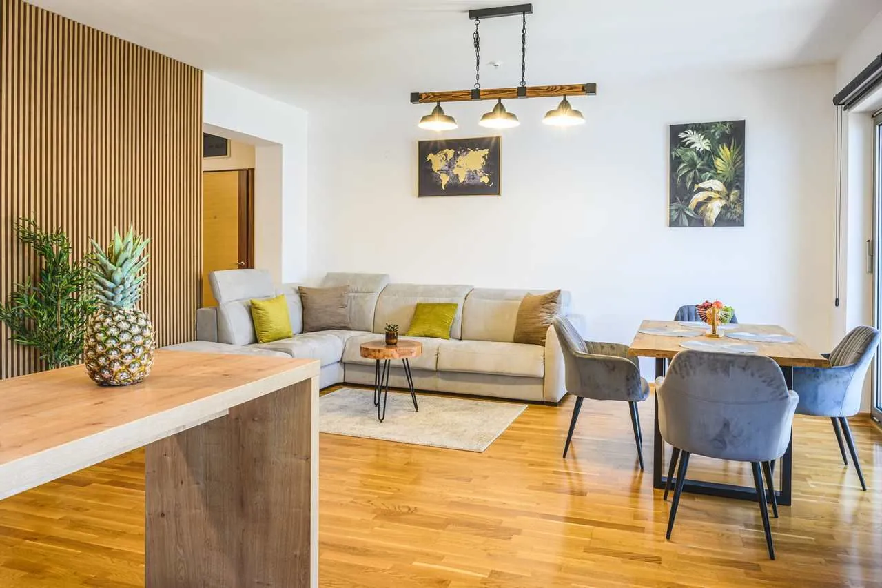 Rent, two bedroom apartment, 76m², Budva, Crna Gora