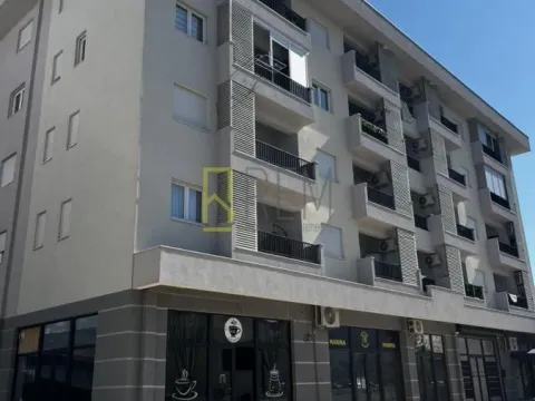 Prodaja, jednosoban stan, 43m², Stari Aerodrom, Podgorica - image 13