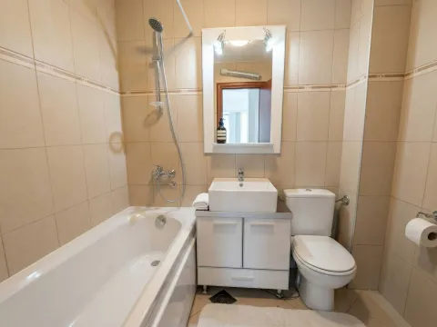 Sale, five bedroom apartment, 111m², Bečići, Budva - image 17