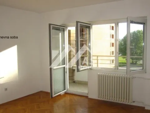 Izdavanje, trosoban stan, 65m², Novi Sad Sve Podlokacije, Novi Sad