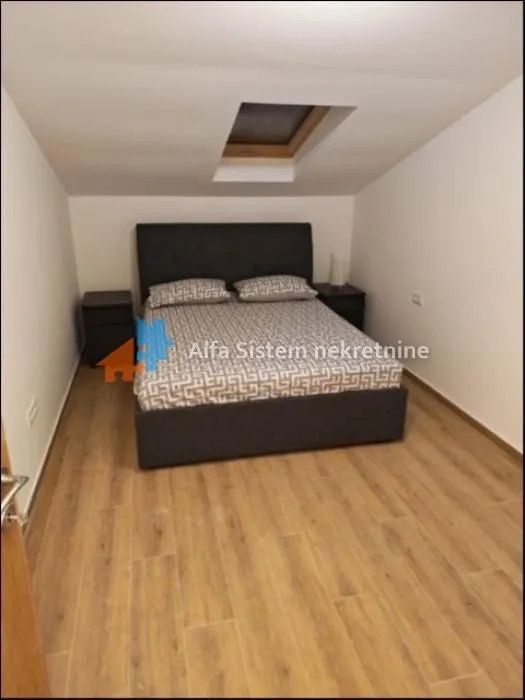 Izdavanje, trosoban stan, 77m², Autokomanda, Voždovac Sve Podlokacije